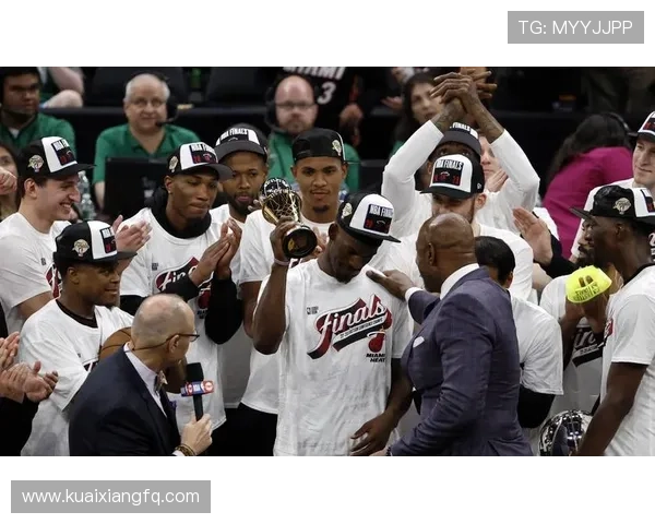 ✅体育直播🏆世界杯直播🏀NBA直播⚽- 《今昔香港》图片展在东京开幕- sports